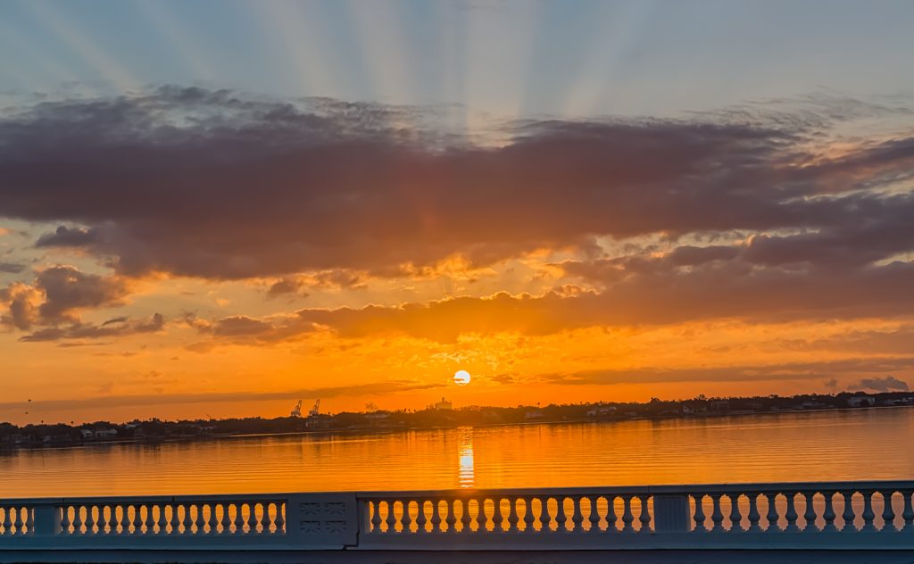 Bayshore Balustrade Sunrise with Crepuscular Rays, Tampa, Florida