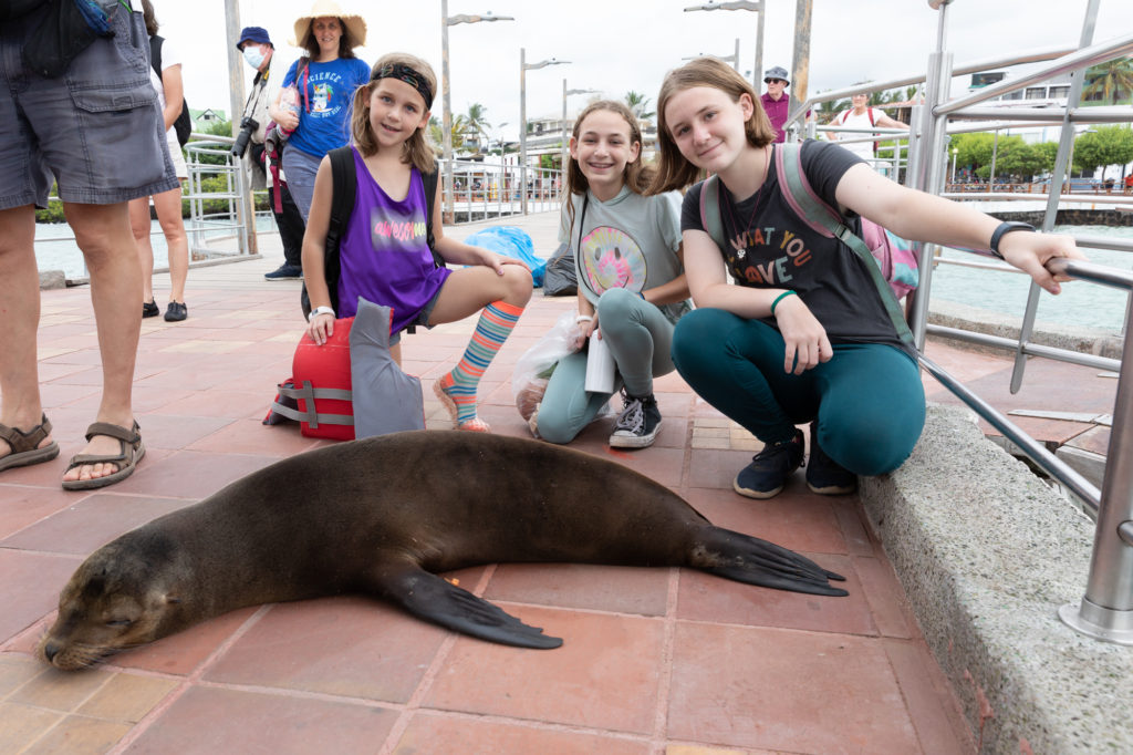 Girls with a Sea Lion