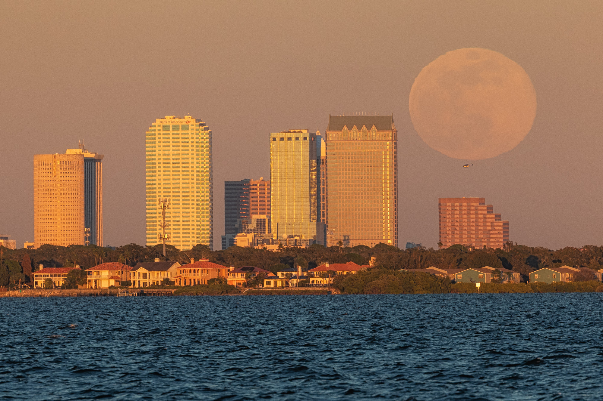 The January Wolf Moon rising over Tampa (4)